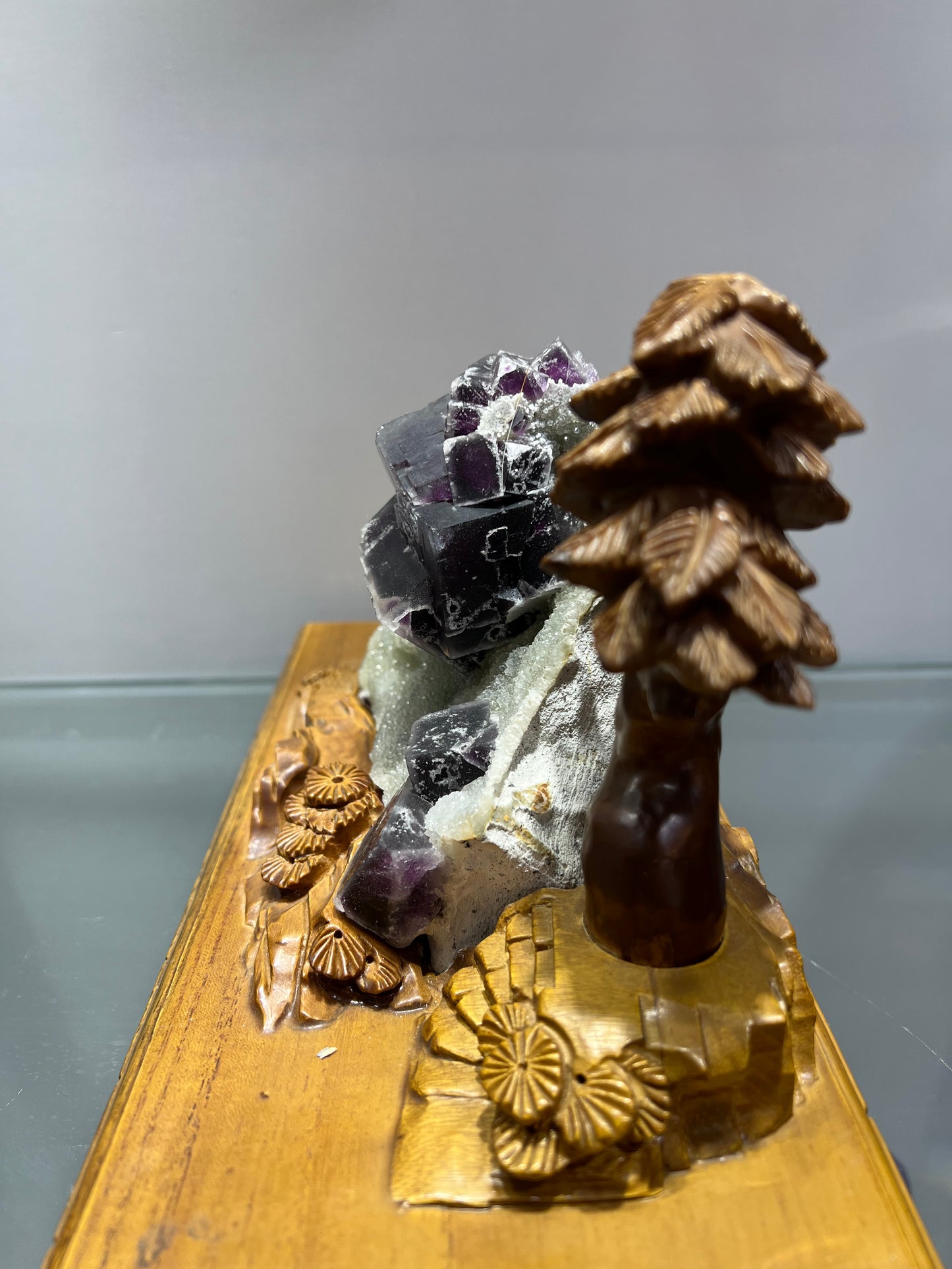 Cubic fluorite matrix with druzy crystal