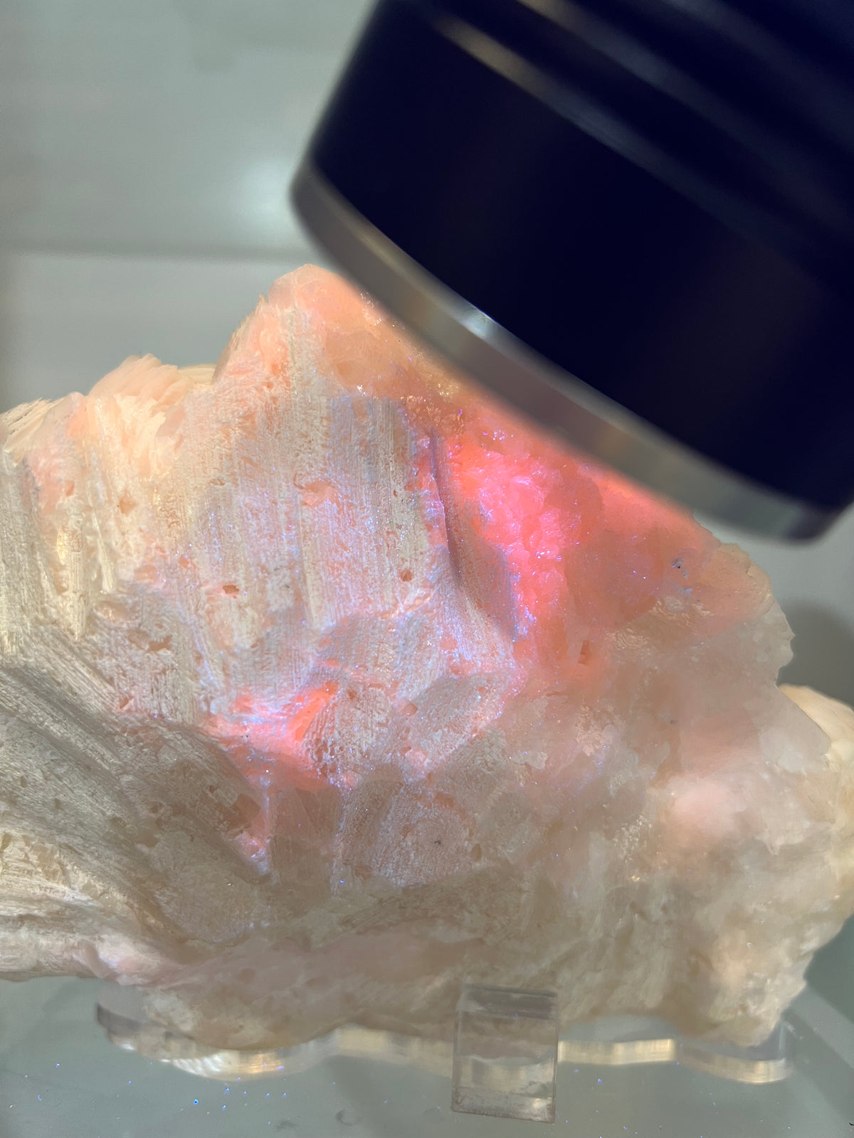 Yao gang xian pink calcite
