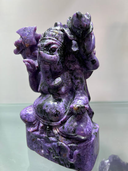 Chariot Ganesha carving
