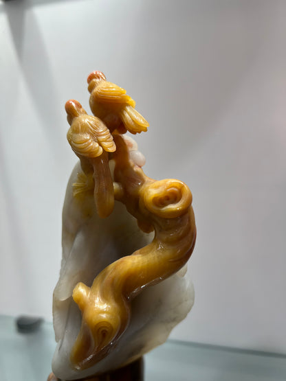 Jade birds carvings