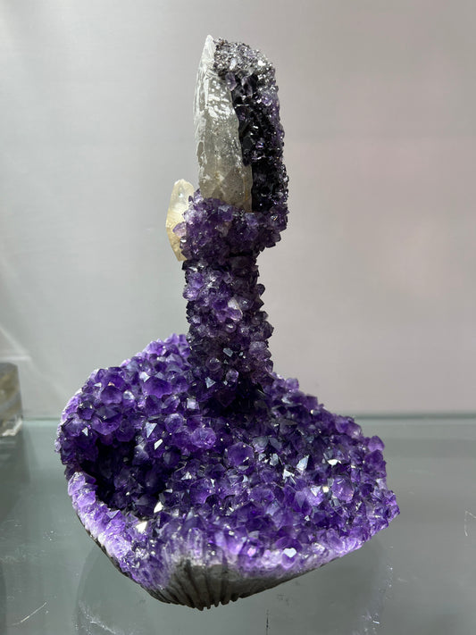Amethyst associated with calcite