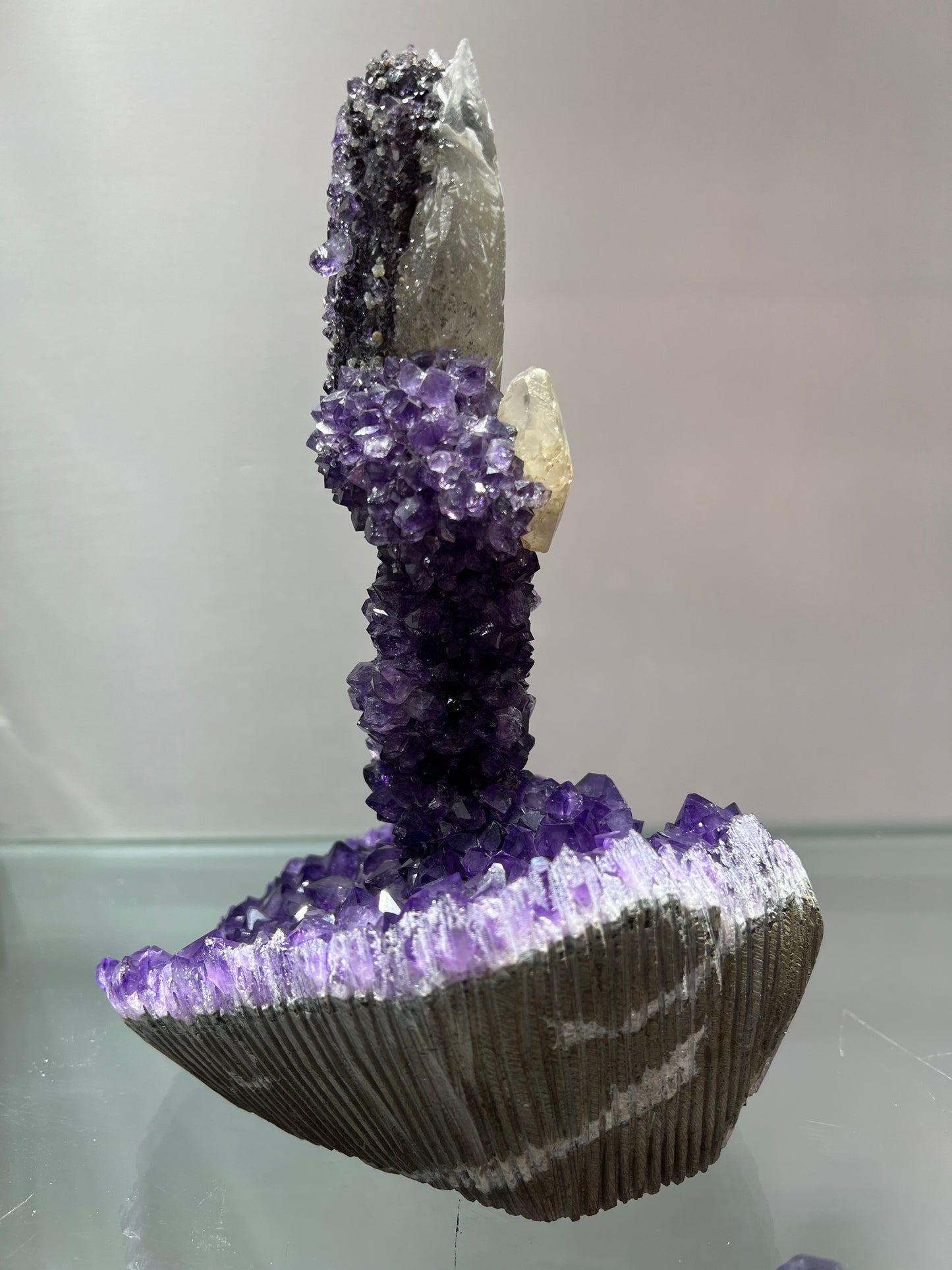 Amethyst associated with calcite