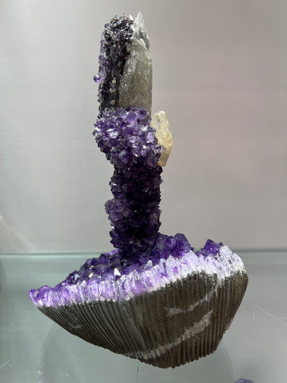 Amethyst associated with calcite