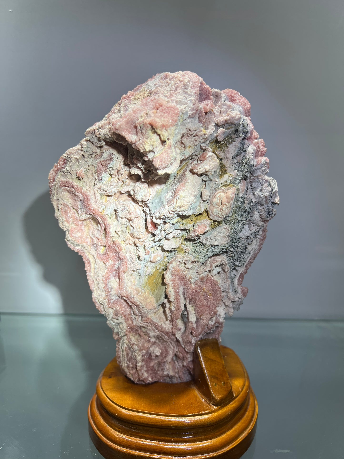 Rhodochrosite specimen