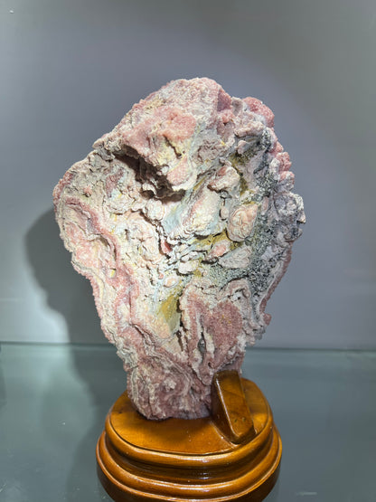 Rhodochrosite specimen