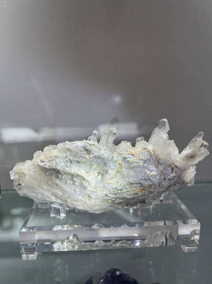 Garden quartz cluster
