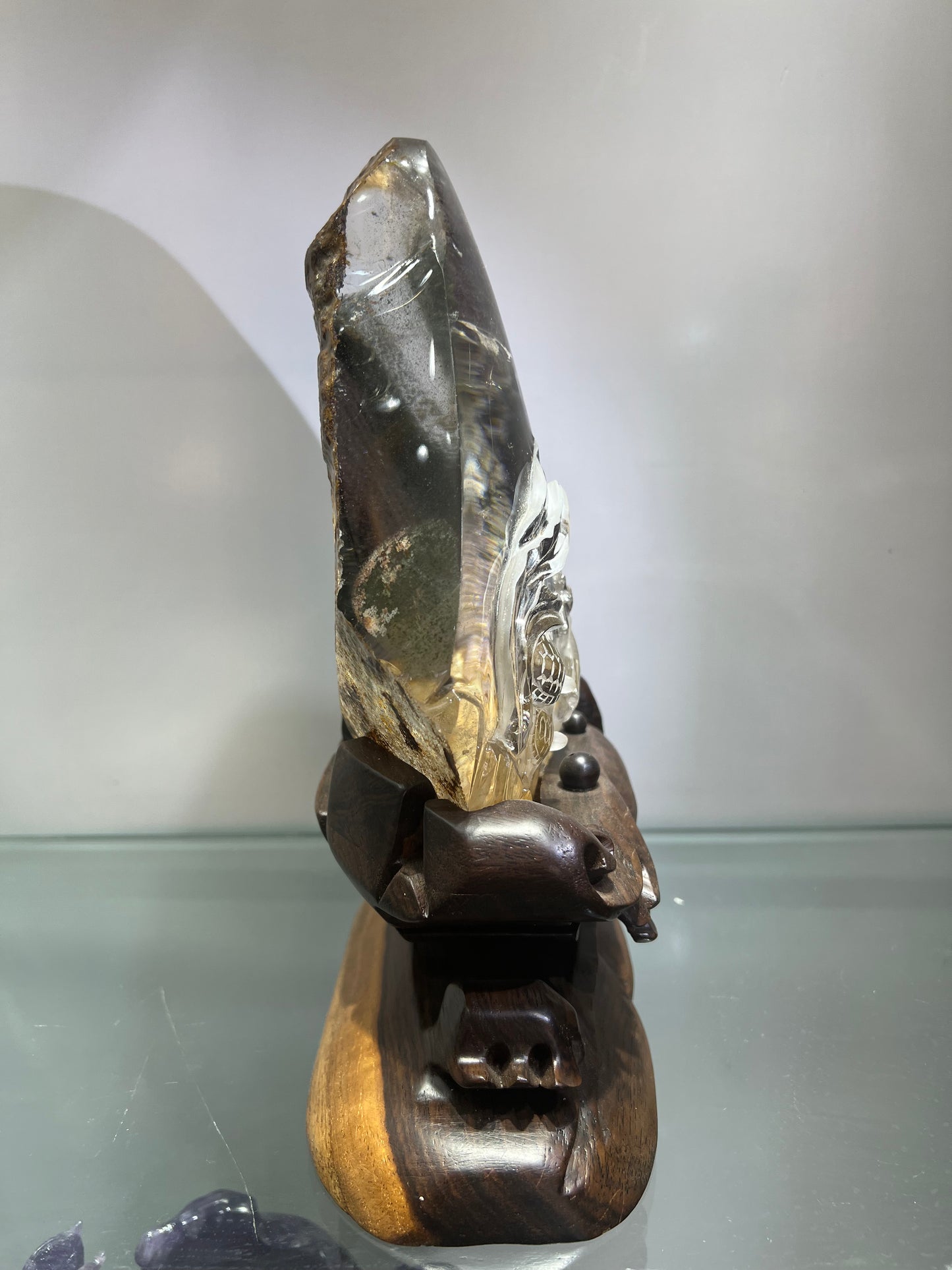 Garden quartz sea life carving