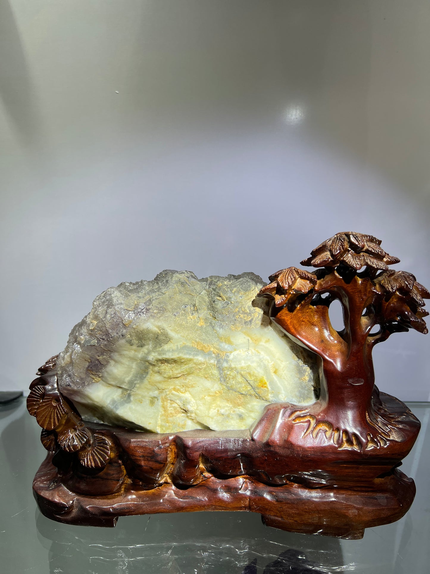 Ladder fluorite with wooden stand