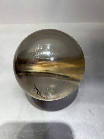 Phantom quartz sphere
